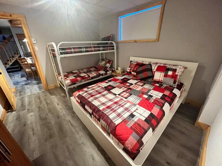 Appartement Mont Edouard, Hebergement Paisible A La Montagne Ель'Анс-Сен-Жан Екстер'єр фото